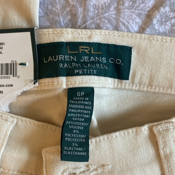 Ralph Lauren Cream Colored Classic Straight Size 6P/29” Length Jeans - Picture 3 of 7